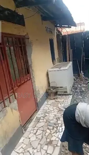 2chbre Villa dans Bon Marché, Barumbu à Vendre