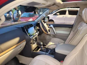 Toyota Land Cruiser Prado 2020 Rouge