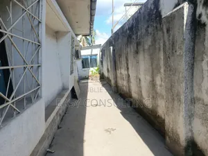 3chbre Villa dans Bon Marché, Barumbu à Vendre