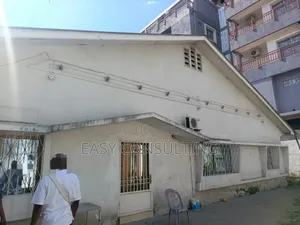 3chbre Villa dans Bon Marché, Barumbu à Vendre