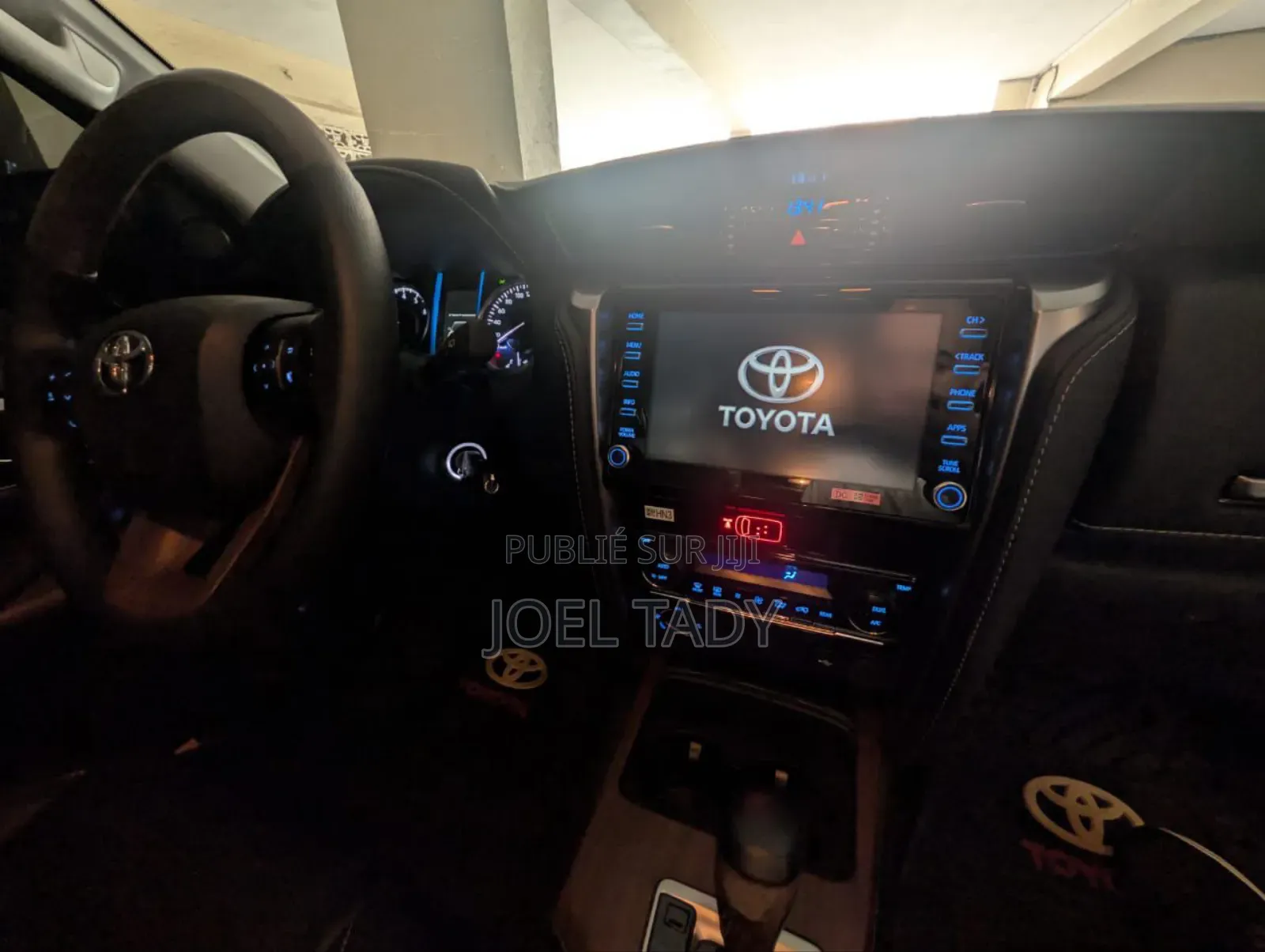 Toyota Fortuner 2025 Bleu