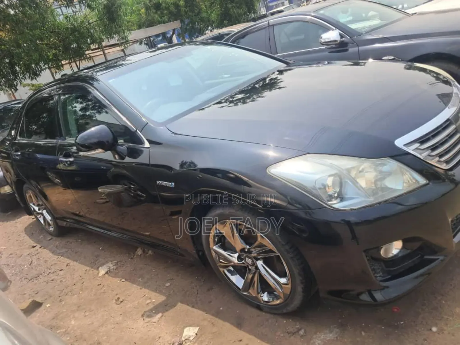 Toyota Crown 2023 Bleu