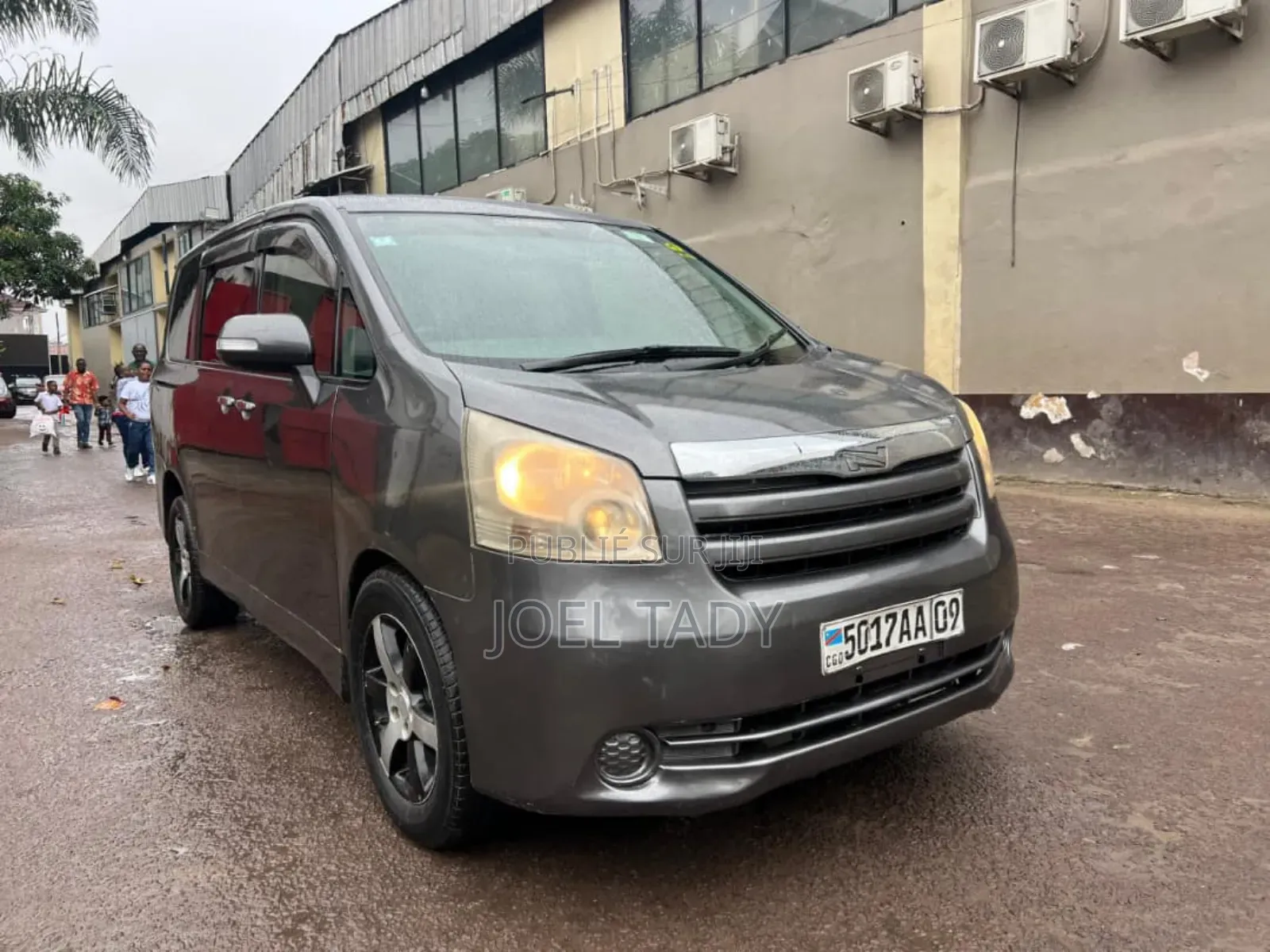 Toyota Noah 2022 Beige