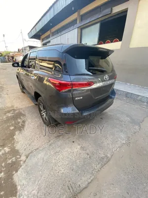 Toyota Fortuner 2018 Beige