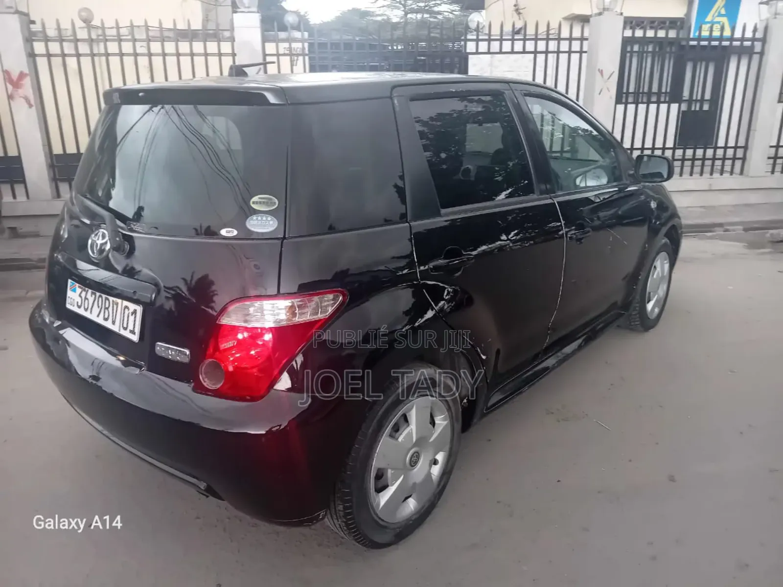 Toyota IST 2014 Noir