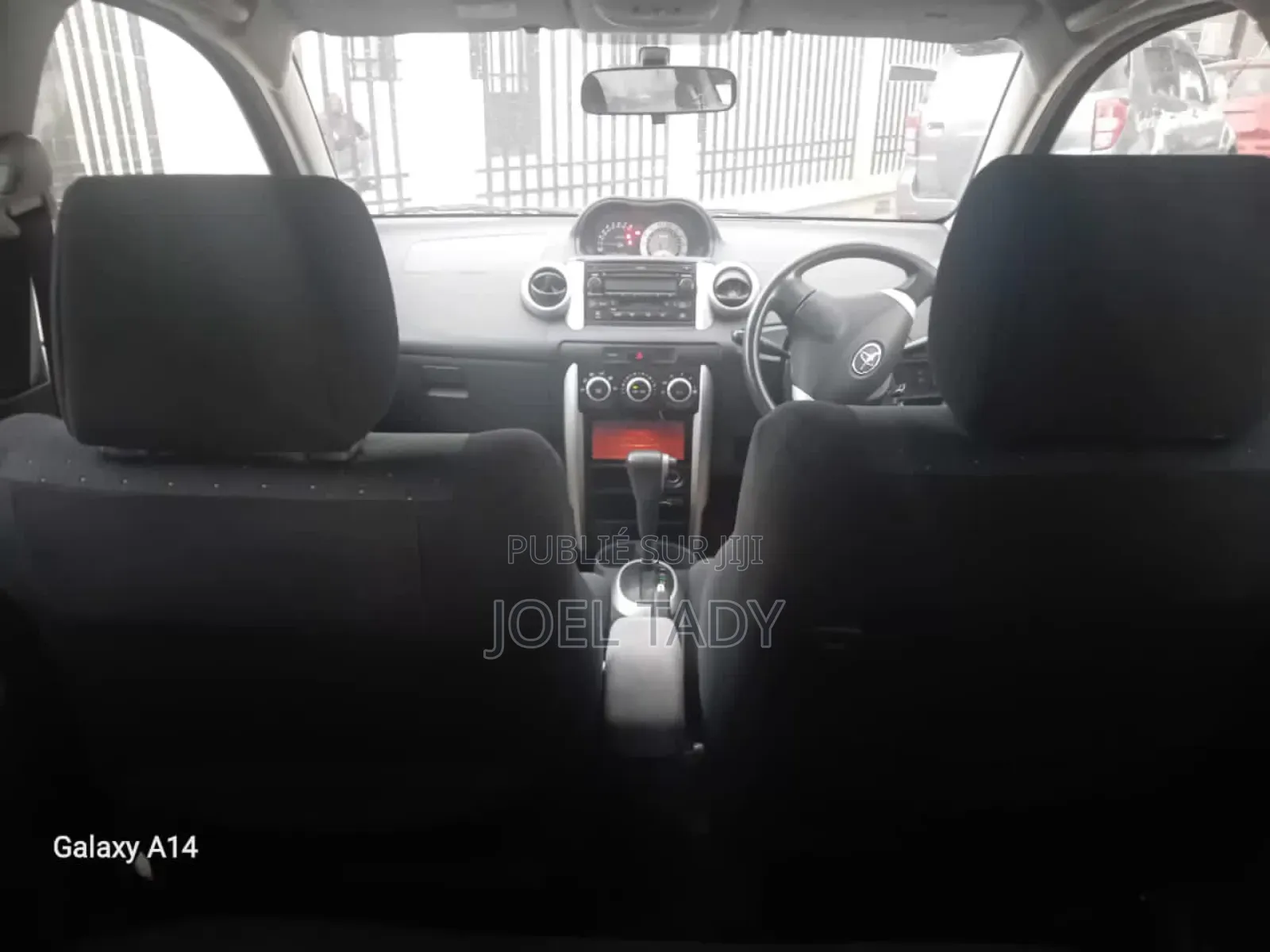 Toyota IST 2014 Noir