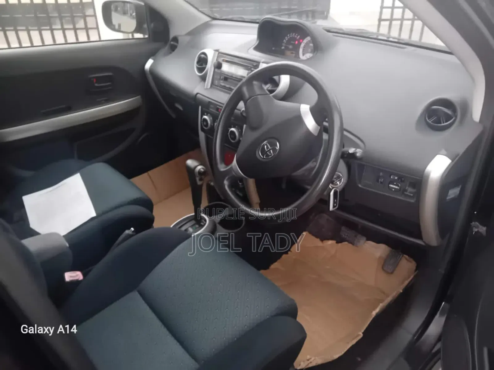 Toyota IST 2014 Noir