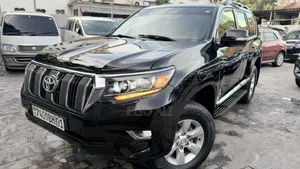 Toyota Land Cruiser Prado 2.7 2018 Noir