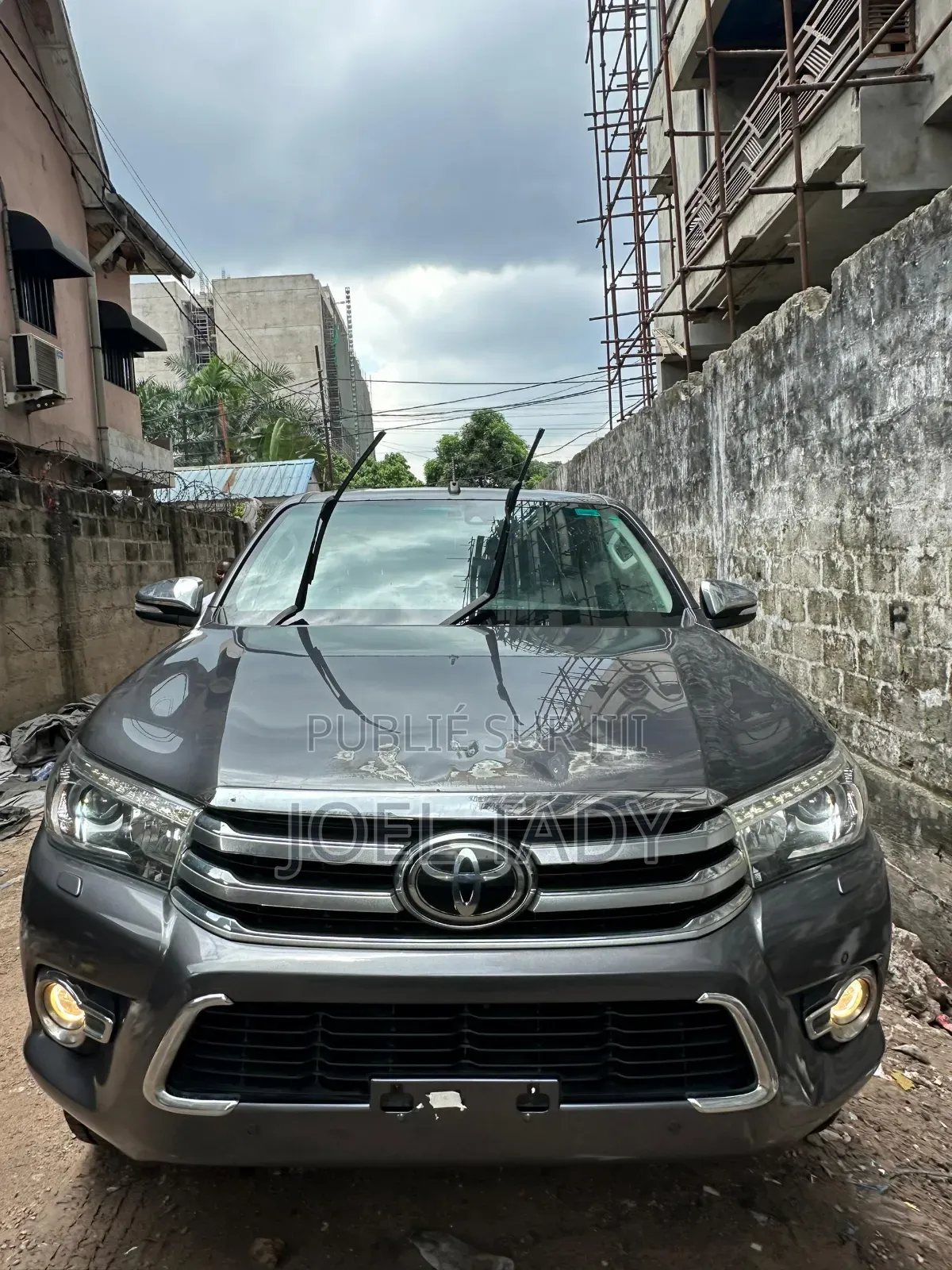 Toyota Hilux 2022 Gris