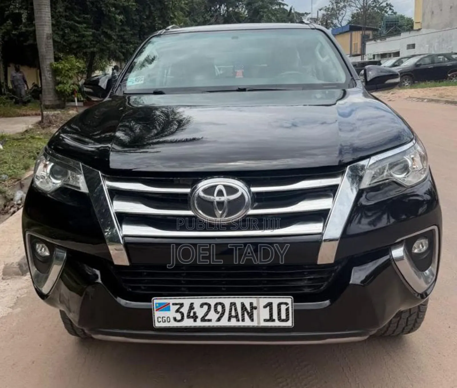 Toyota Fortuner 2018 Noir
