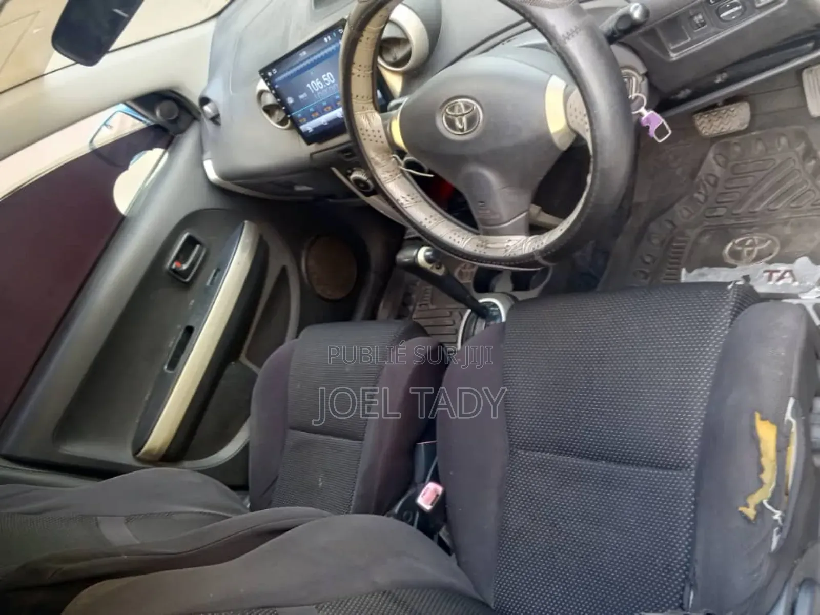 Toyota IST 2010 Bleu