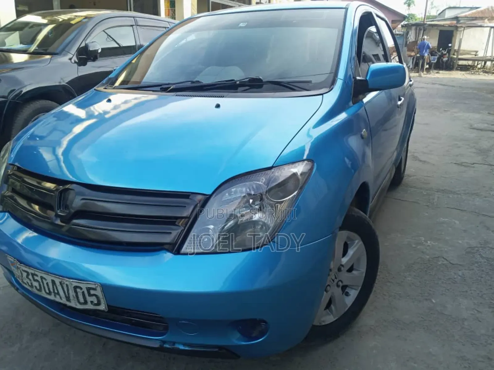 Toyota IST 2010 Bleu