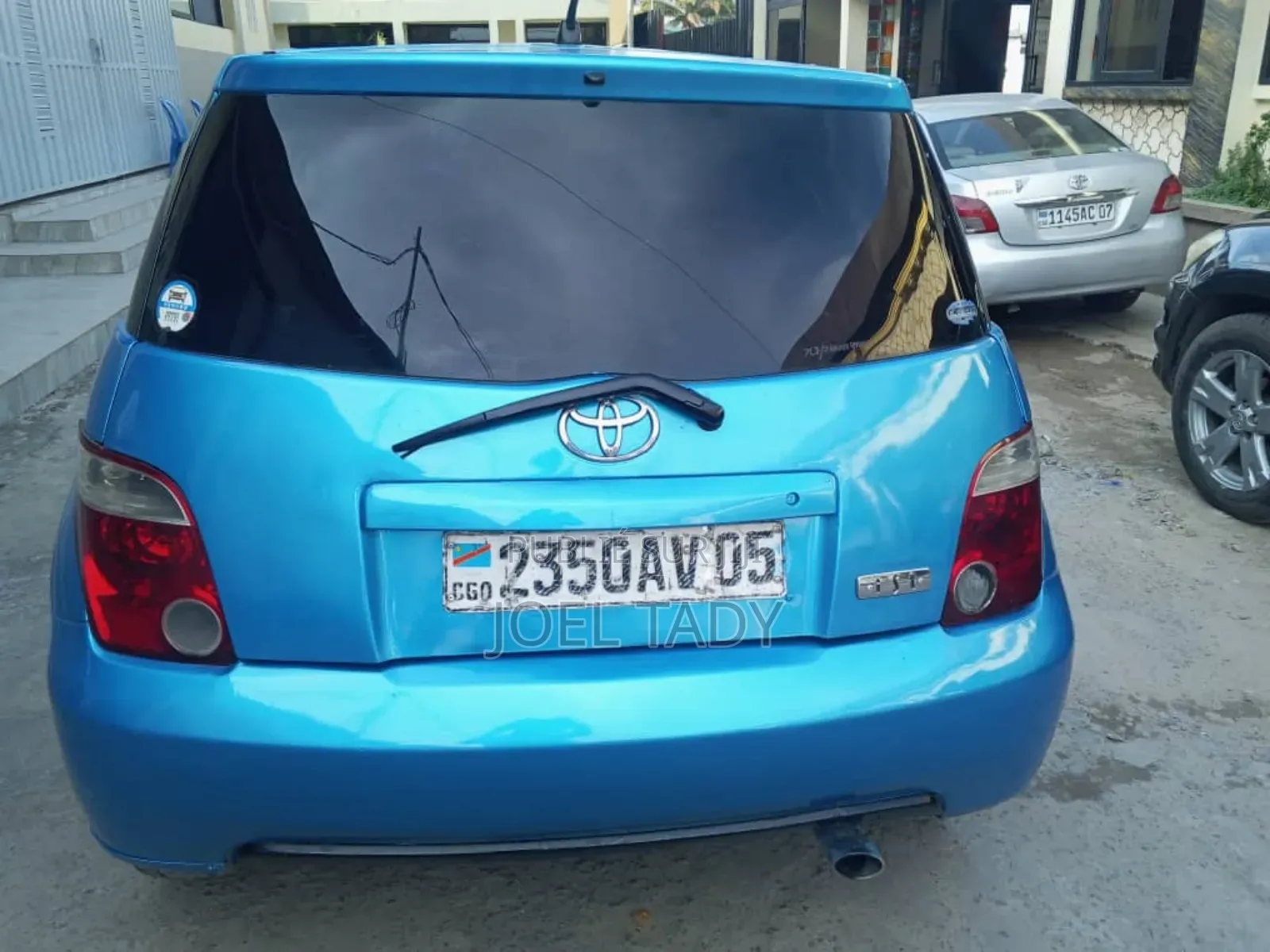 Toyota IST 2010 Bleu