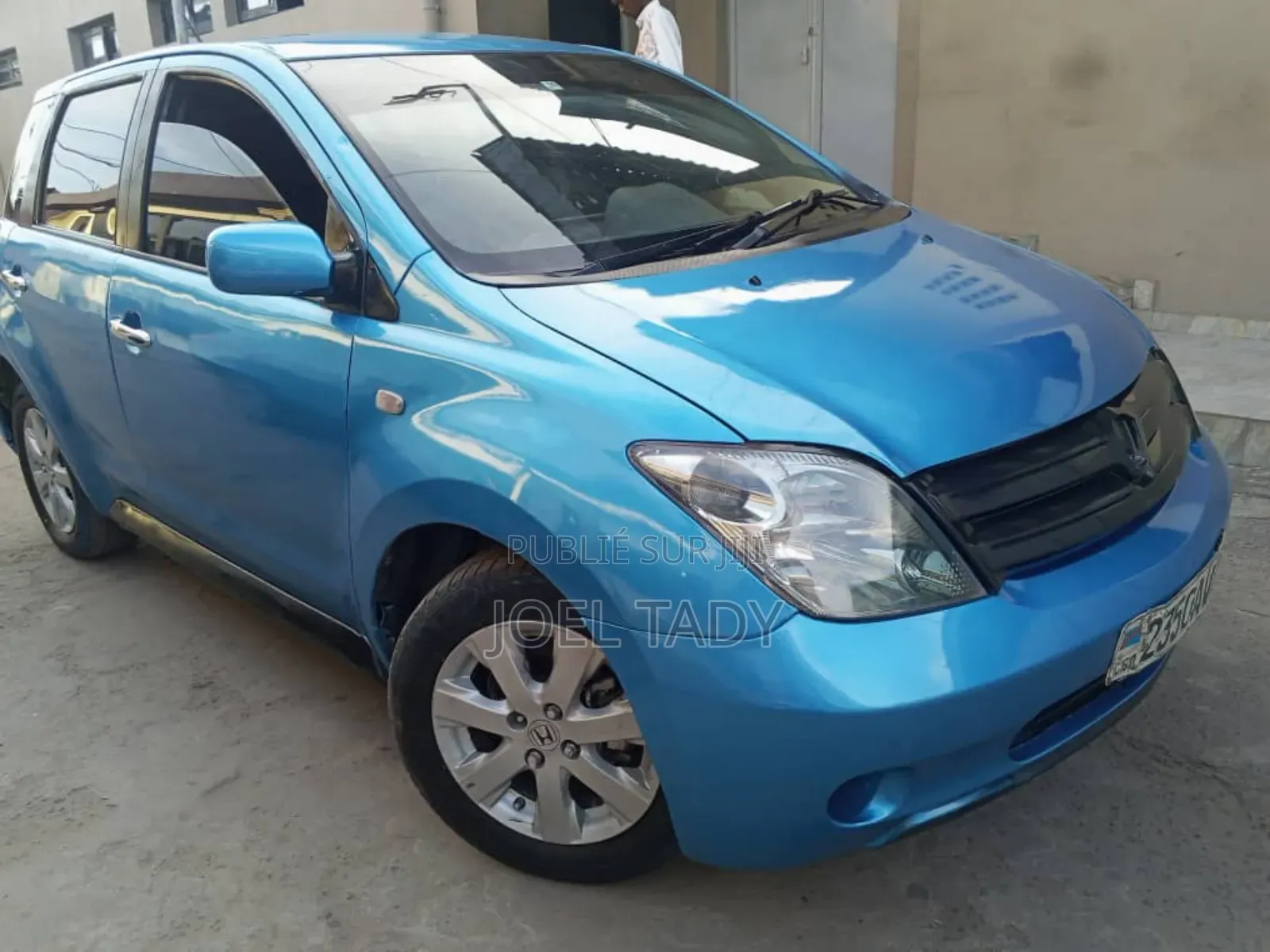 Toyota IST 2010 Bleu