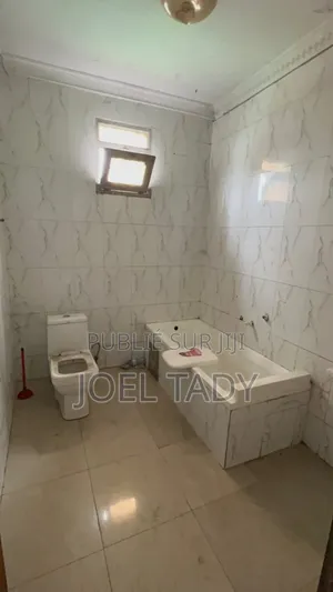 3chbre Maison dans Empire Supreme, Limete à Vendre