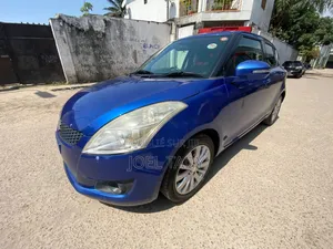 Suzuki Swift 2019 Bleu