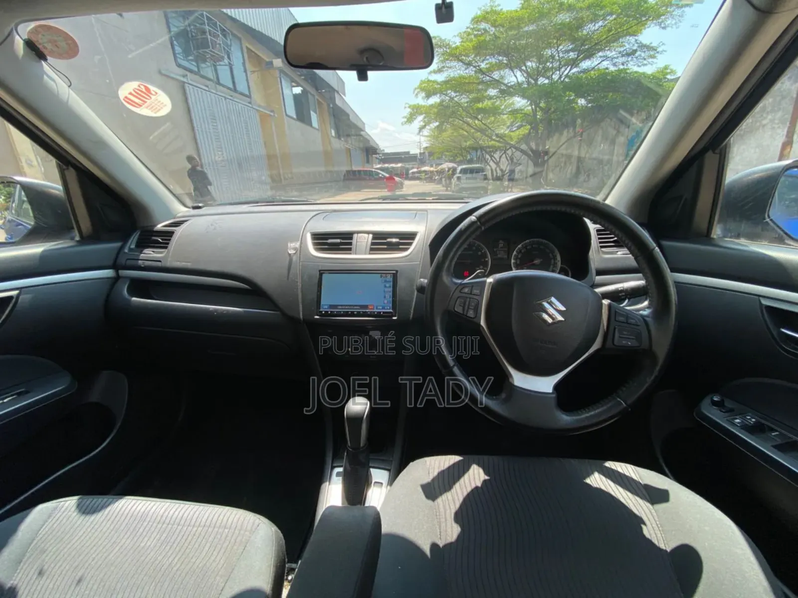 Suzuki Swift 2019 Bleu