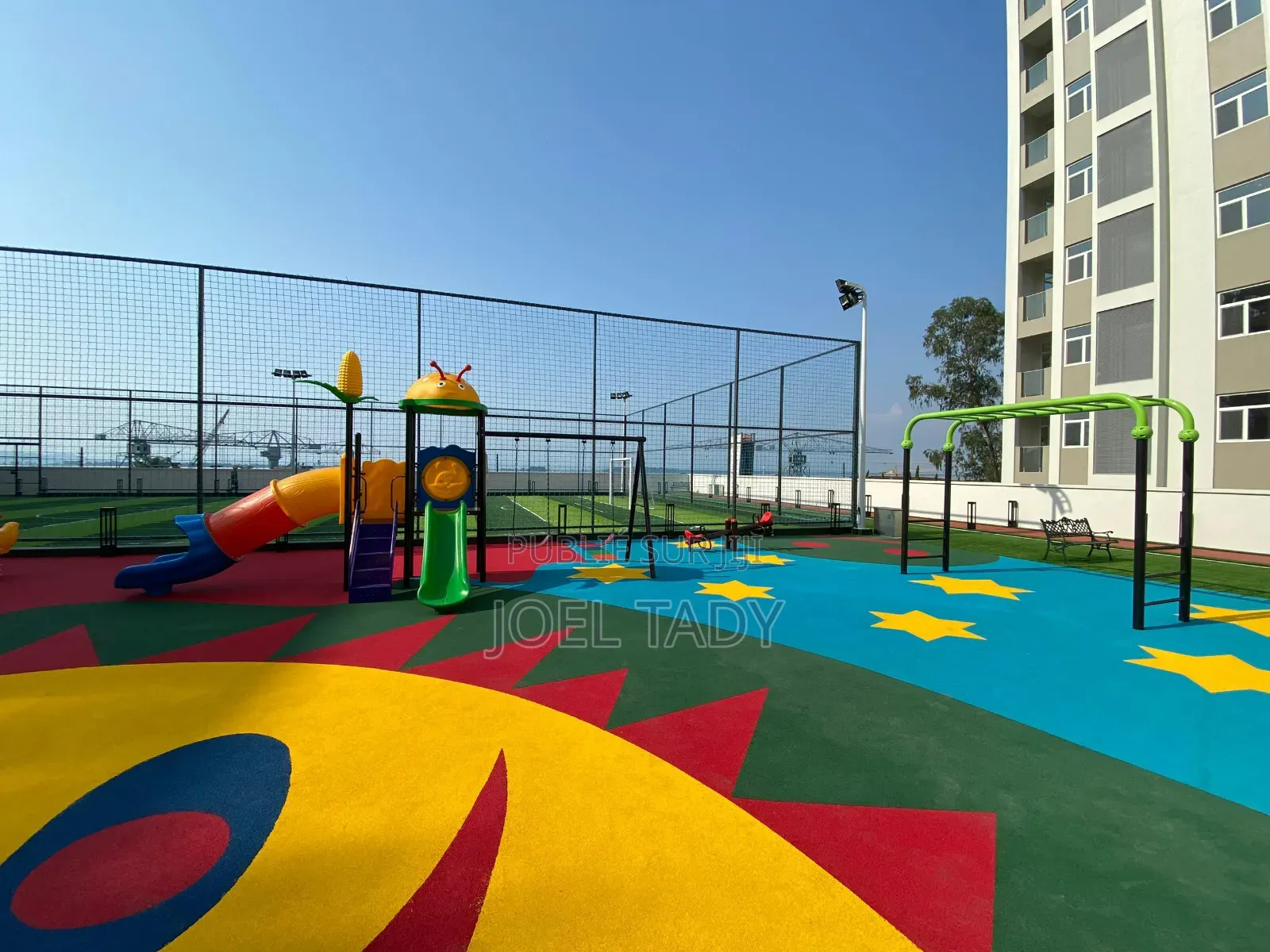 1chbre Appartement dans Empire Supreme, Gombe à Vendre