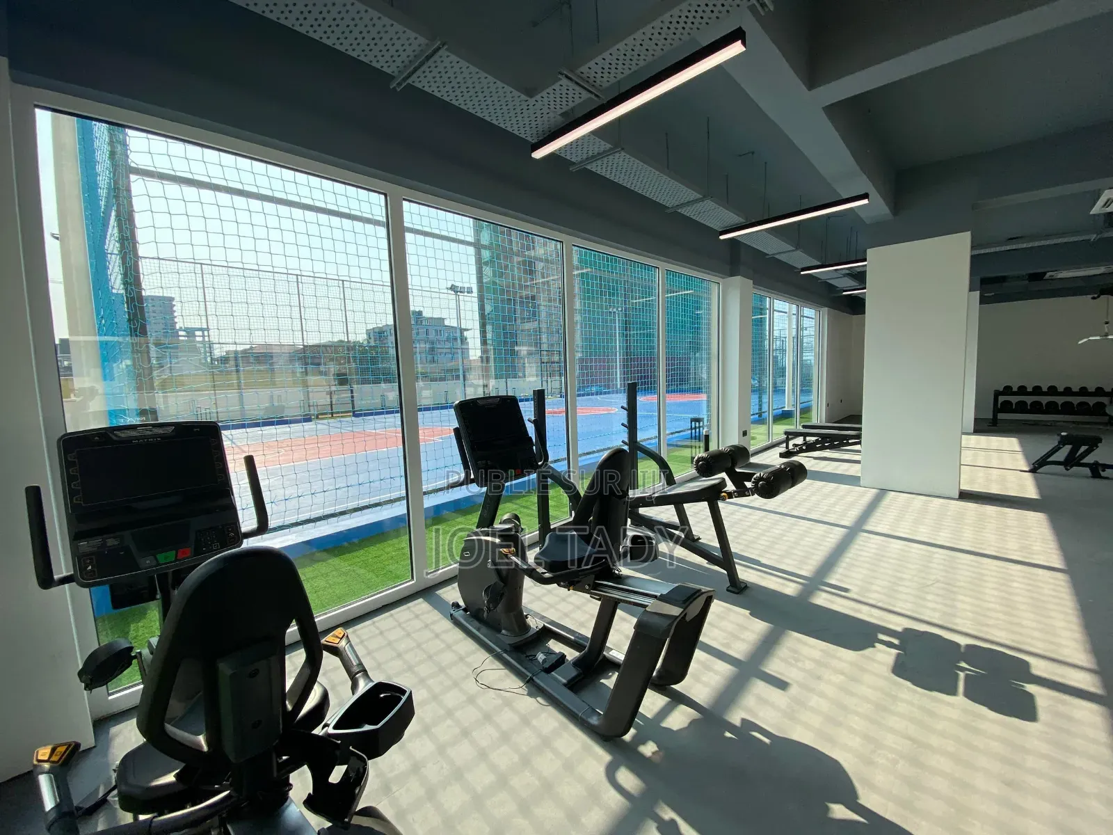 1chbre Appartement dans Empire Supreme, Gombe à Vendre