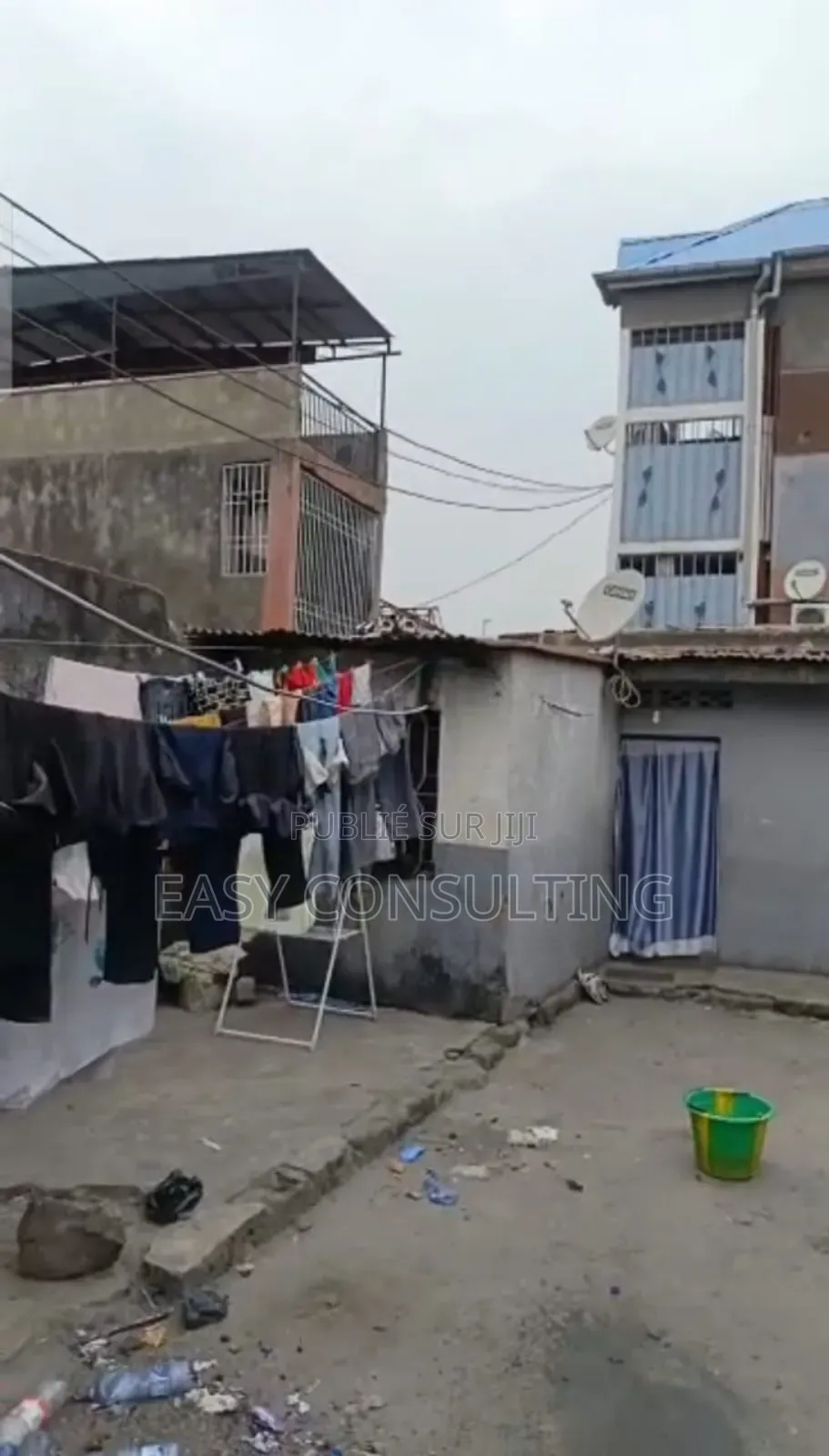 2chbre Villa dans Songololo Bakongo, Barumbu à Vendre