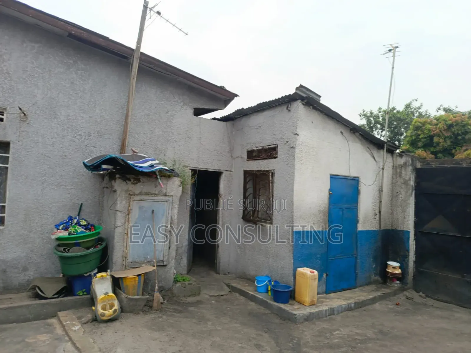 2chbre Villa dans Songololo Bakongo, Barumbu à Vendre