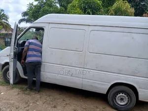 Mercedes-Benz Sprinter 2000 Blanc