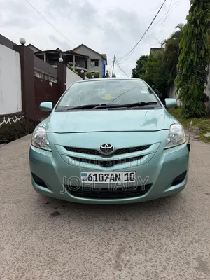 Toyota Belta 2006 Beige