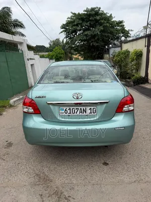 Toyota Belta 2006 Beige