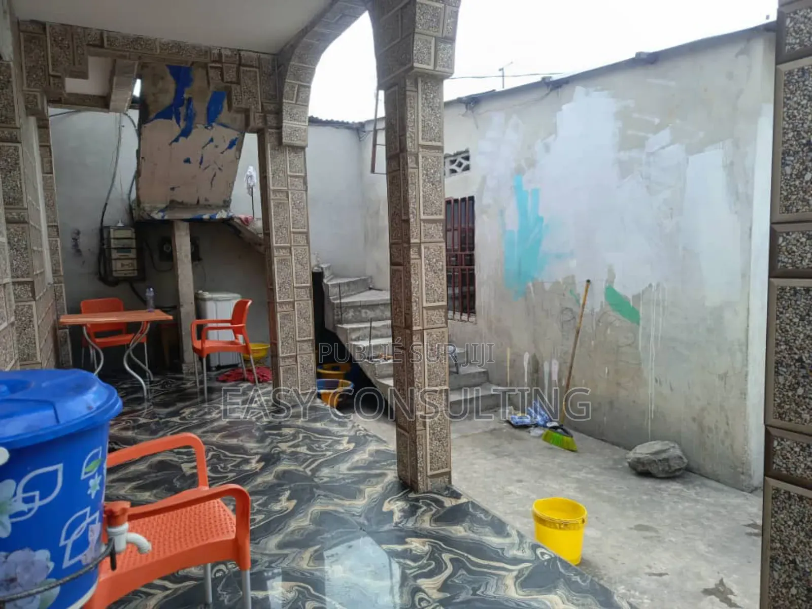 2chbre Villa dans Efobank, Nsele à Vendre