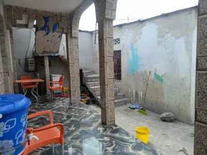 2chbre Villa dans Efobank, Nsele à Vendre