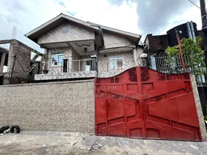 3chbre Maison de ville/terrasse dans Armanis Services, Limete à Vendre