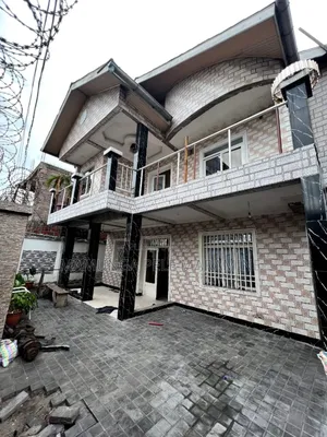 3chbre Maison de ville/terrasse dans Armanis Services, Limete à Vendre