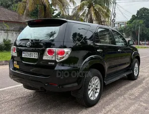Toyota Fortuner 2.7 AWD 2014 Noir
