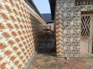 3chbre Villa dans Bât, Nsele à Vendre