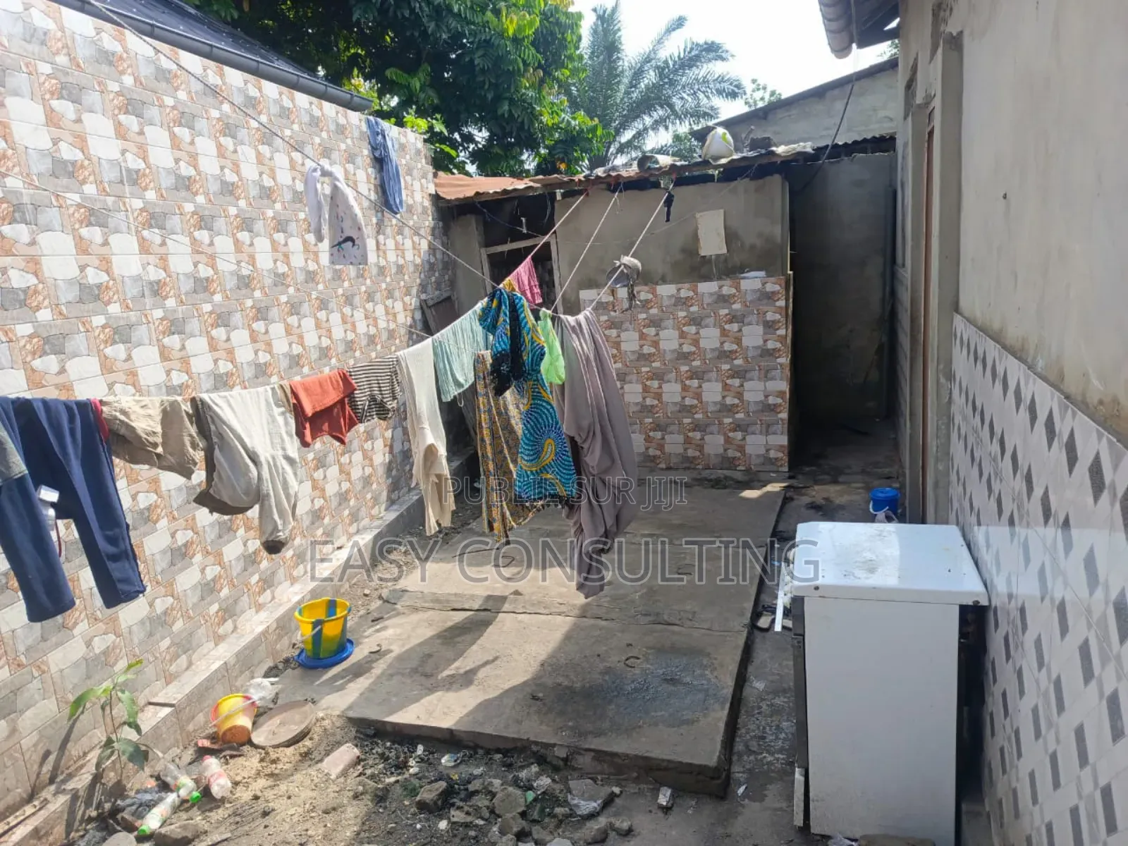 3chbre Villa dans Bât, Nsele à Vendre