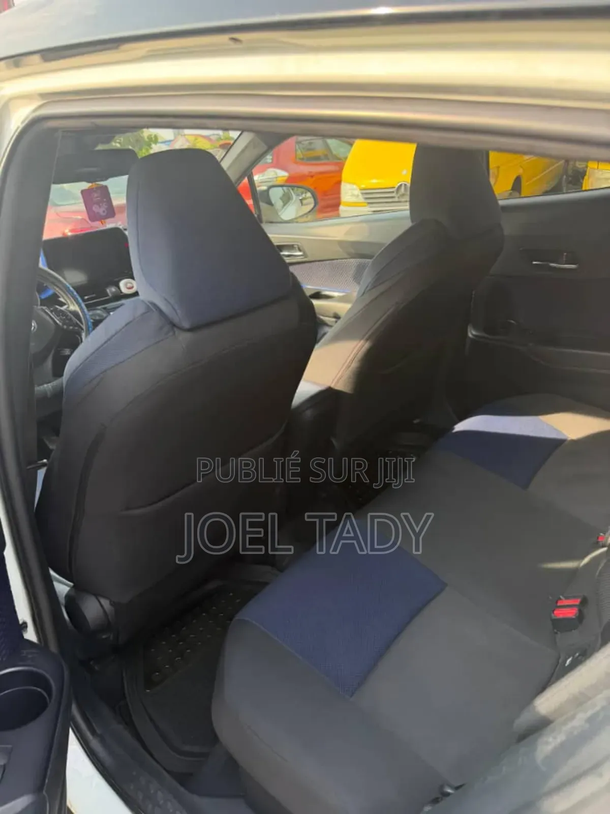 Toyota C-HR 2021 Noir