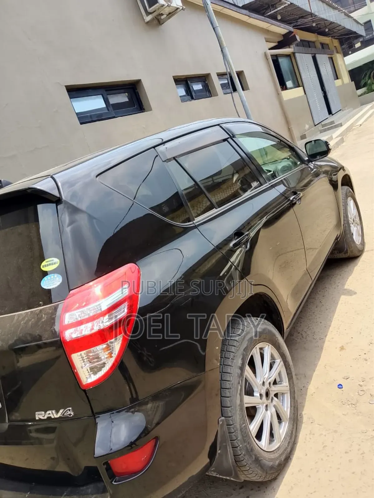 Toyota RAV4 2020 Noir