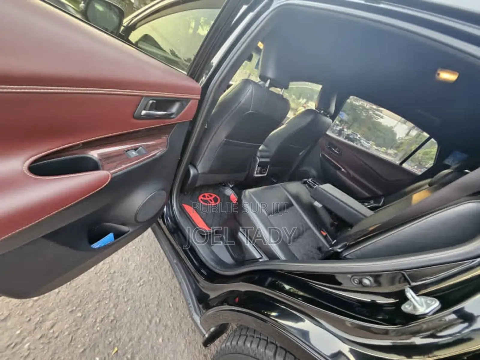 Toyota Harrier 2021 Noir