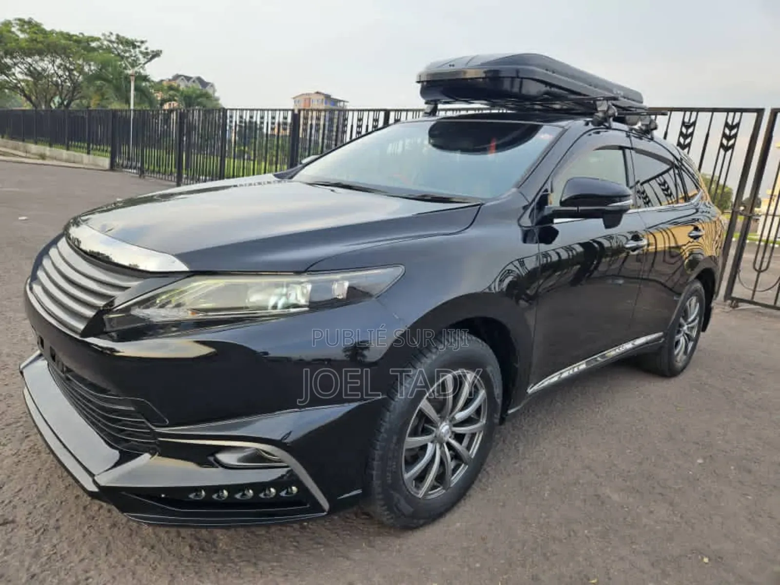 Toyota Harrier 2021 Noir