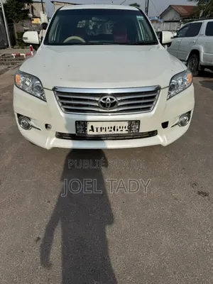 Toyota Vanguard 2021 Blanc cassé