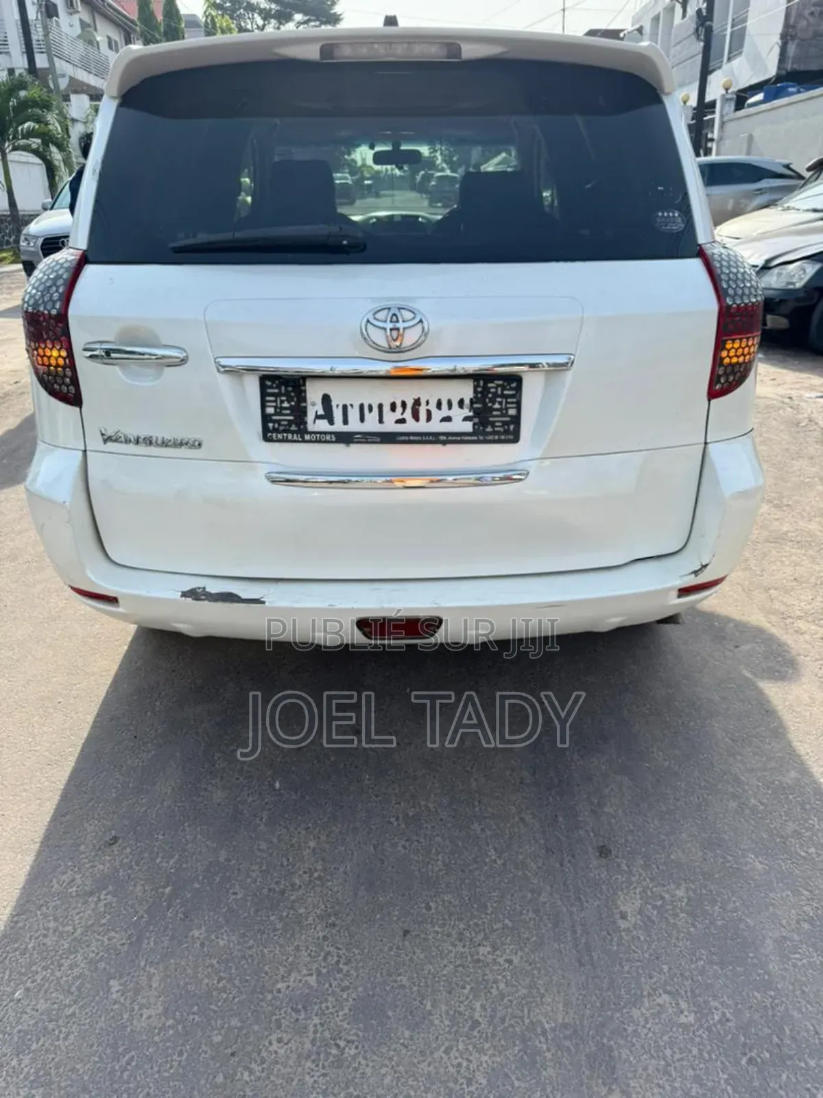 Toyota Vanguard 2021 Blanc cassé