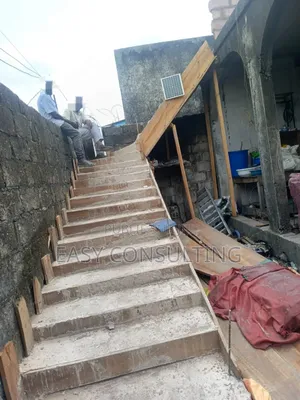 3chbre Villa dans Kongolo Bakongo, Barumbu à Vendre