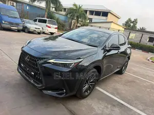 Nouveau Lexus NX 2023 Noir