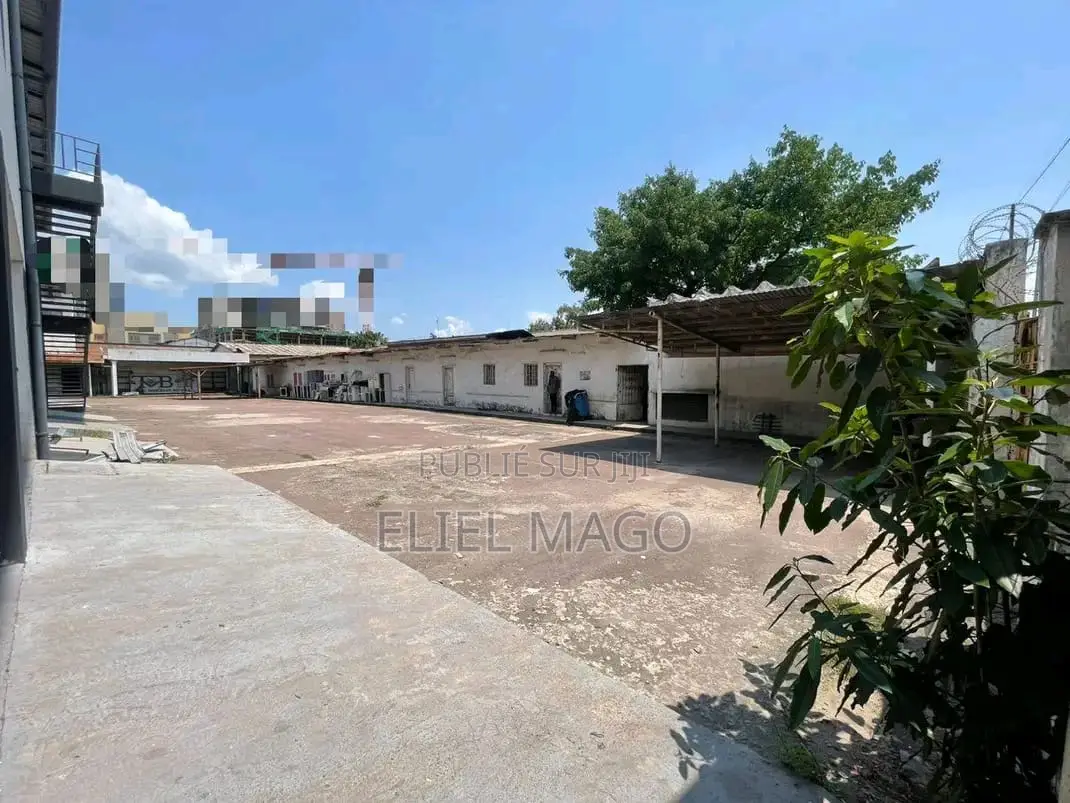 Vente d'Une Concession Dans La Commune De Gombe Zone B