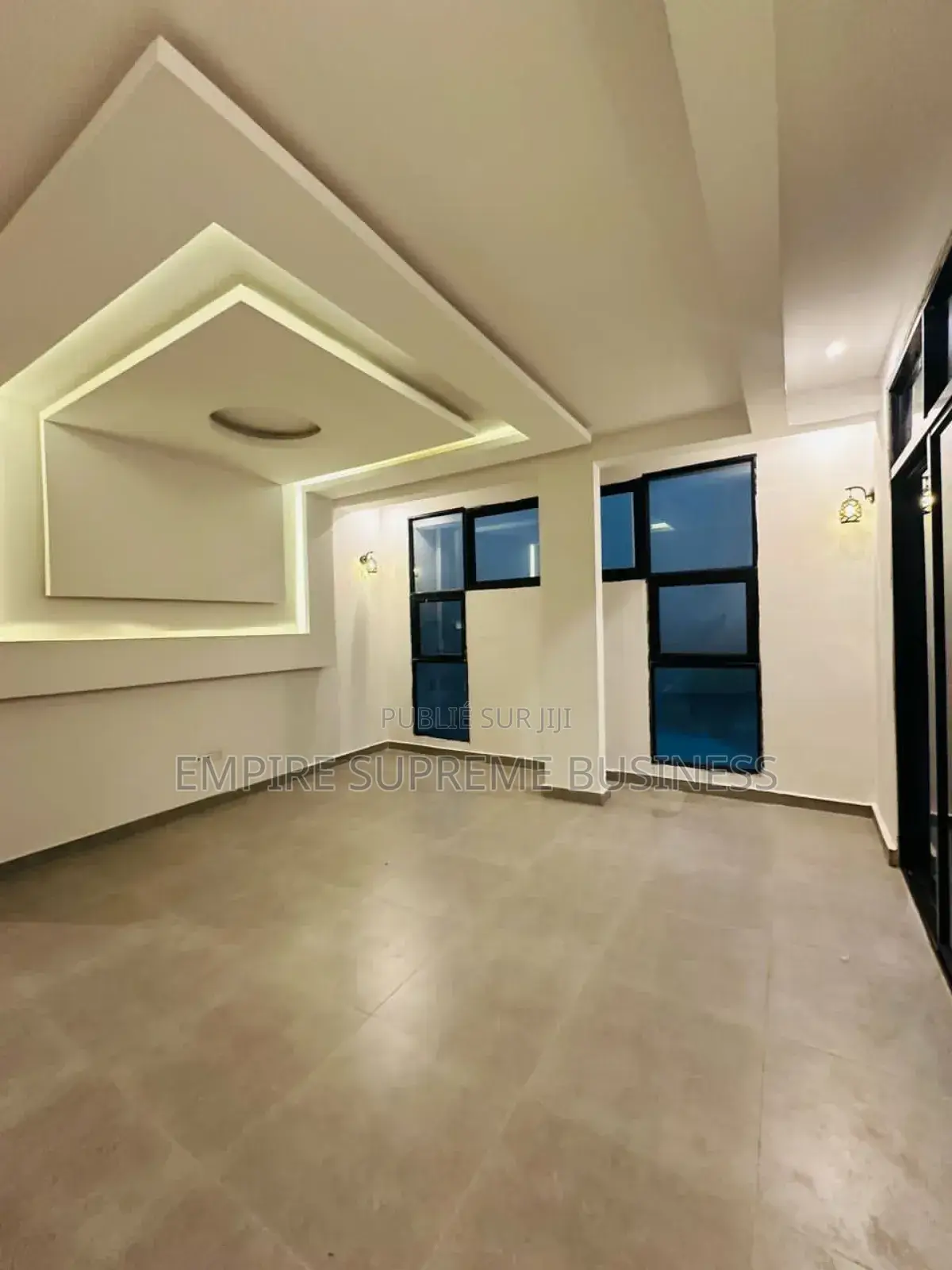 3chbre Appartement dans Empire Supreme, Kintambo à Louer