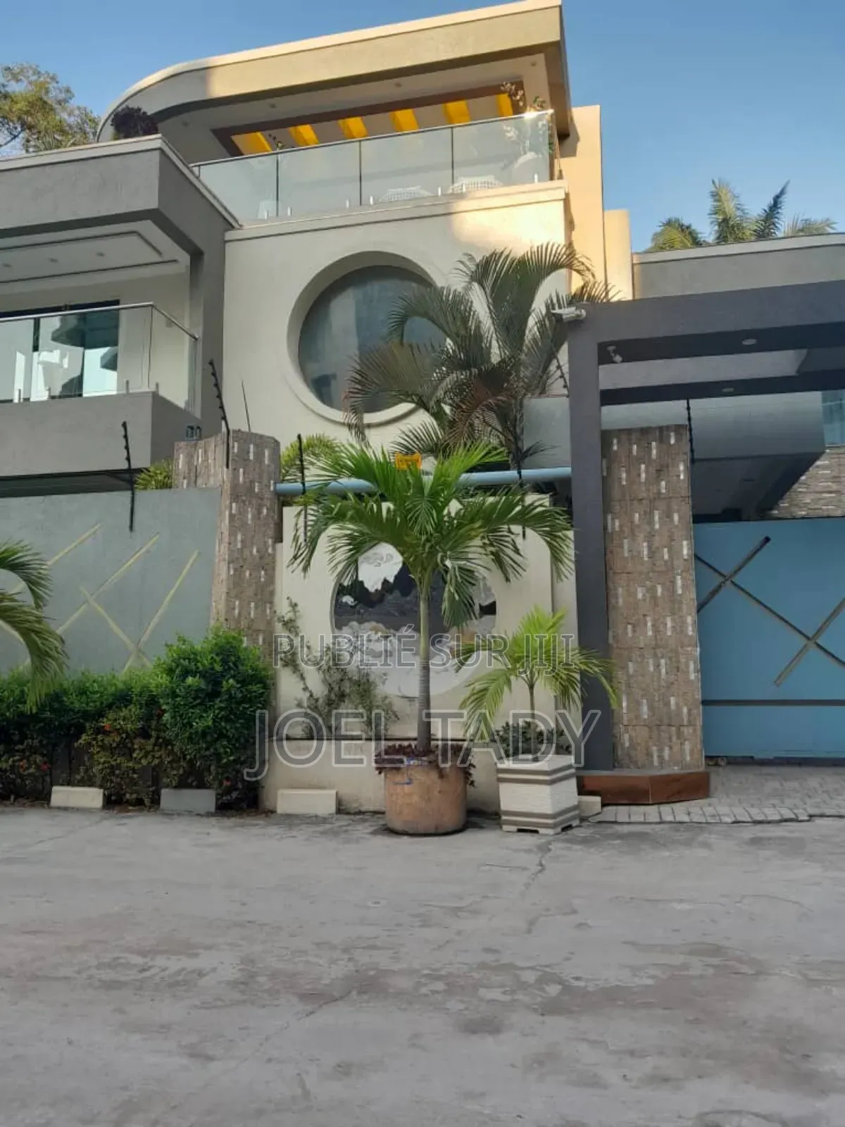Meublé 4chbre Villa dans Empire Supreme, Gombe à Vendre
