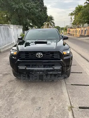 Nouveau Toyota 4-Runner TRD Sport 2025 Noir