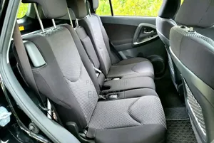 Toyota RAV4 2.5 2011 Noir