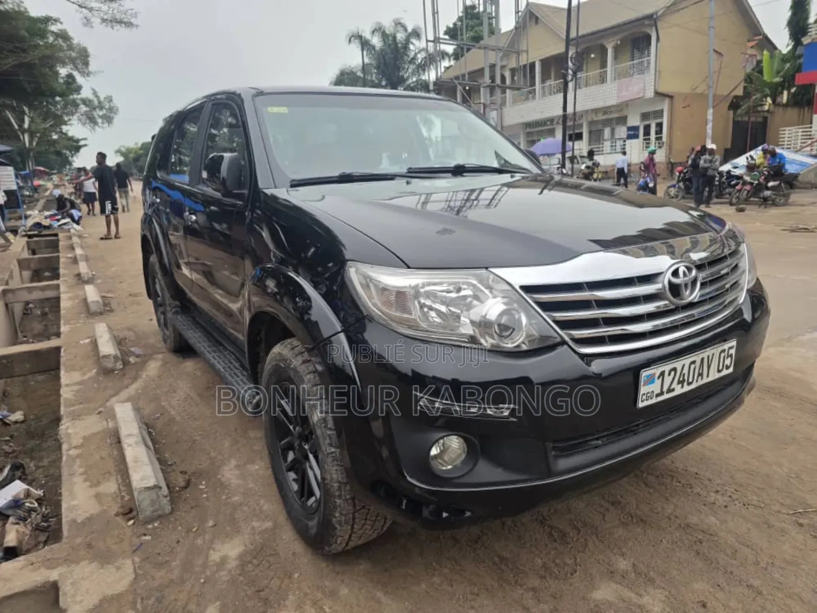 Toyota Fortuner 3.0 D RWD 2015 Noir Mat