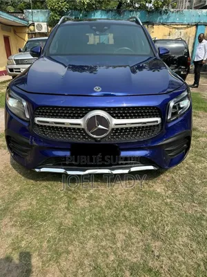 Mercedes-Benz GLA 250 2021 Bleu